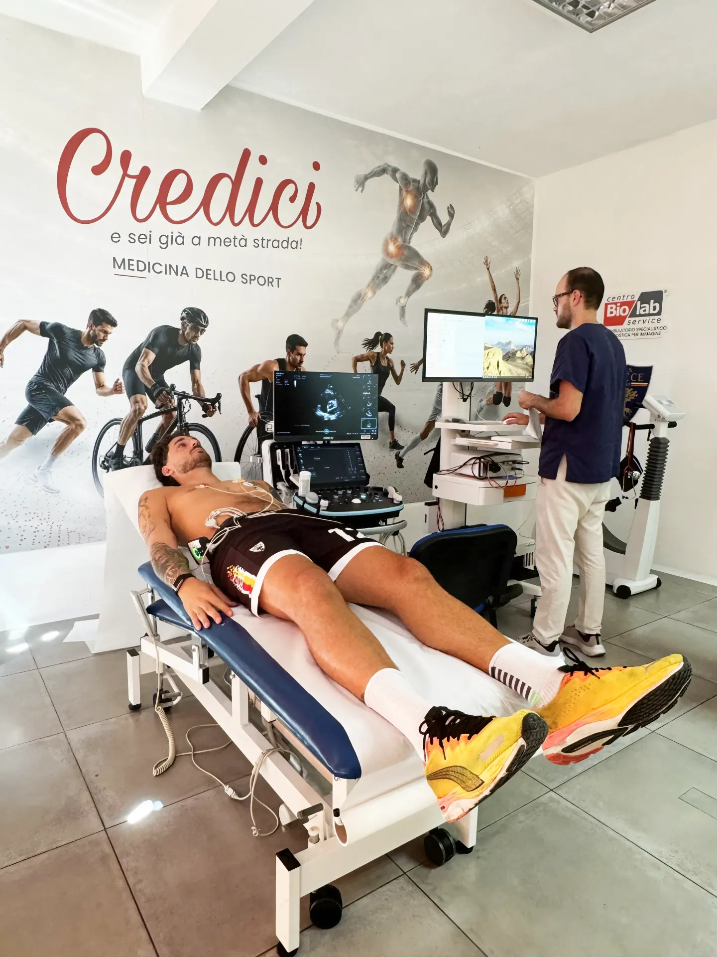 Visita medico sportiva di un calciatore del Lecce al Centro Biolab
