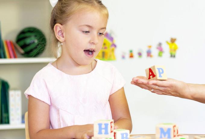 LOGOPEDIA - Centro Biolab Cutrofiano